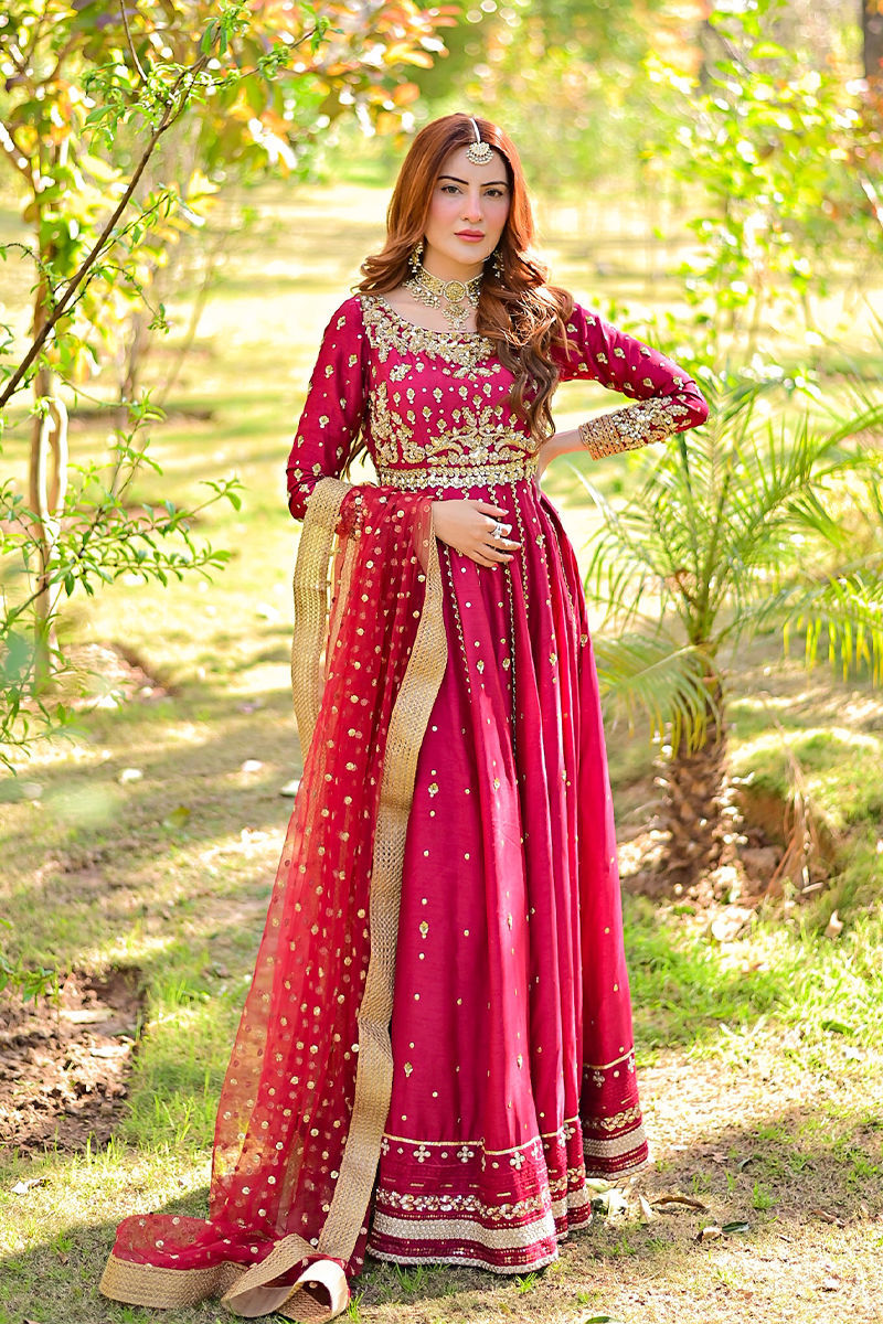 Red Mehar Bano